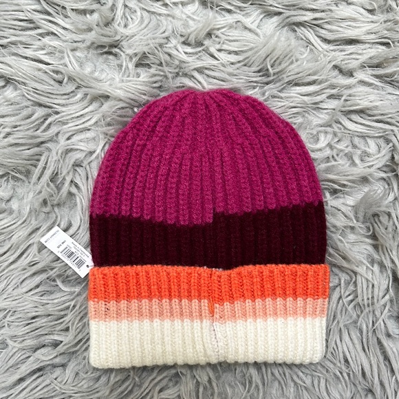 Old Navy 🆕 Adult sized beanie - orange pink burgundy - Picture 2 of 2